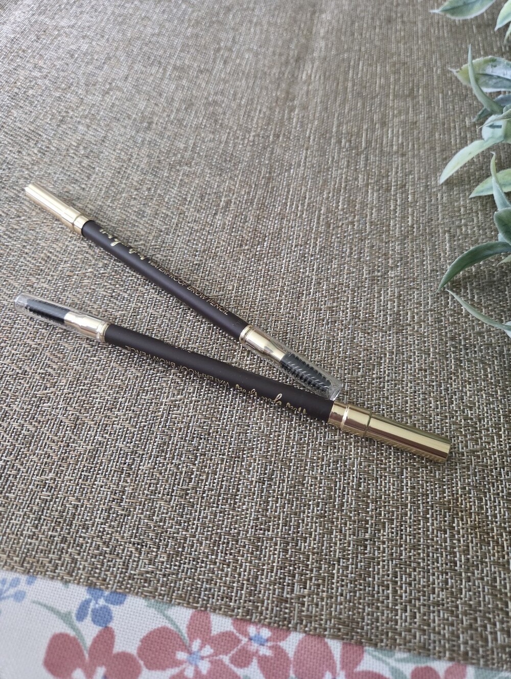 Belle Beauty Dark Brown Eyebrow Pencil